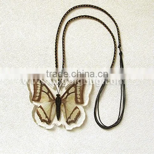 doll pendant in necklace as promotion gifts