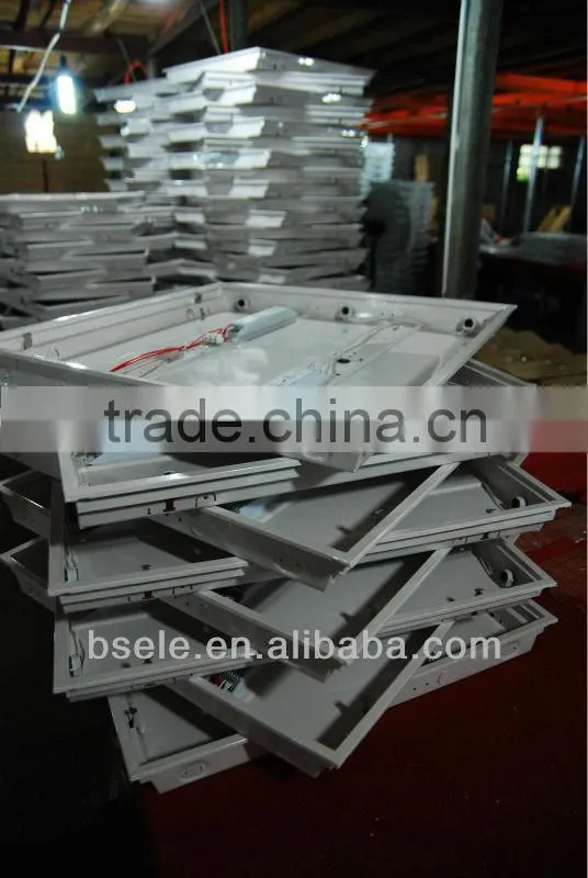 Factory Wholesale Price 4X18w T5 T8 Tube Grille Lamp