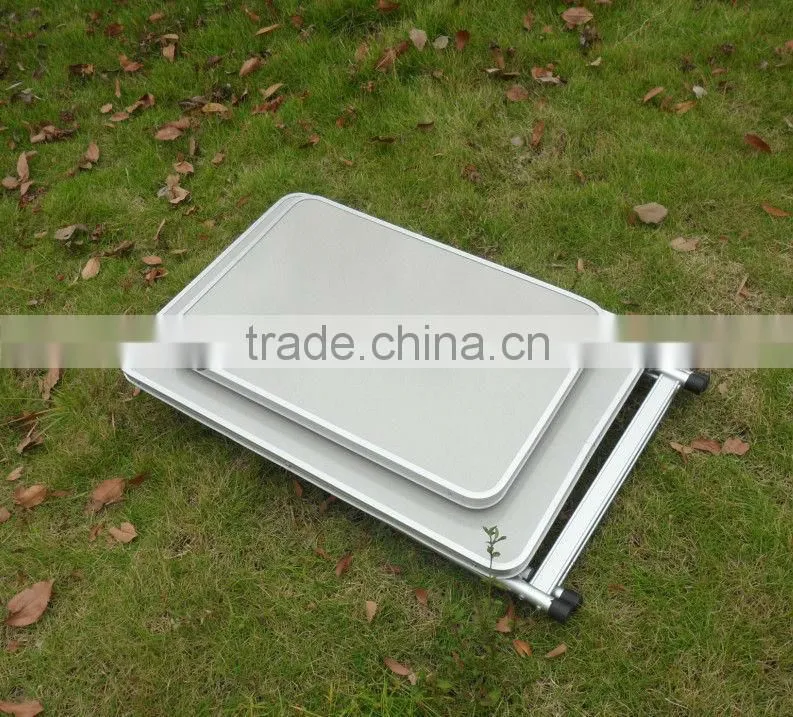 Aluminum suitcase folding picnic table