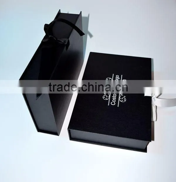 Custom printed rigid apparel gift boxes
