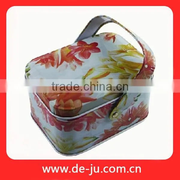 Couple Printing Red Flower Shape Wedding Invitation Tin Box
