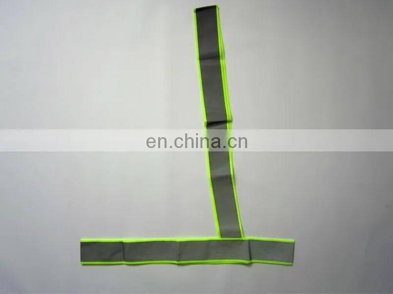 reflective safety belt