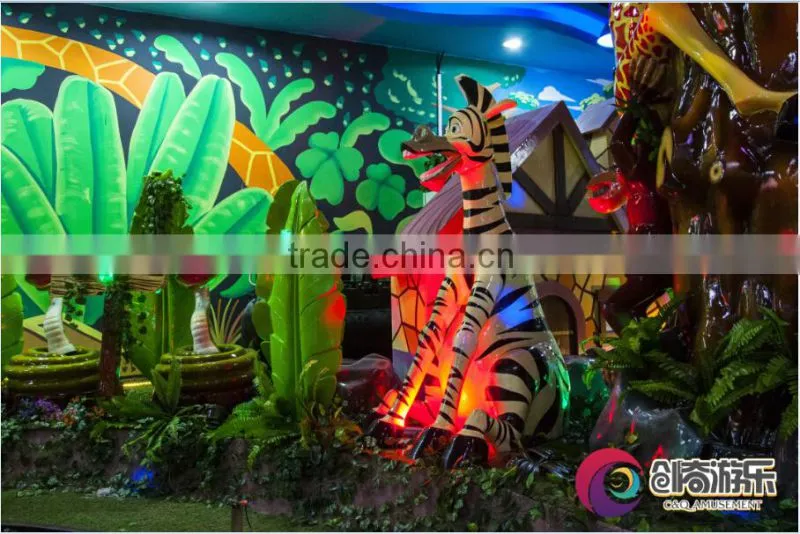 2016 new design jungle style laser shot game car with tracks for theme park