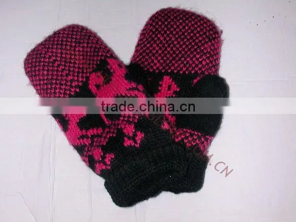 knitting glove