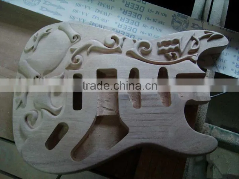 8 Heads CNC Sculpting Machine With Vacuum Table 1300*1800mm