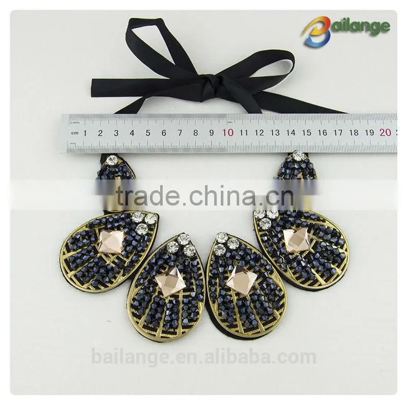 2015 wholesale fashion crystal bead embellishments for clothing applique