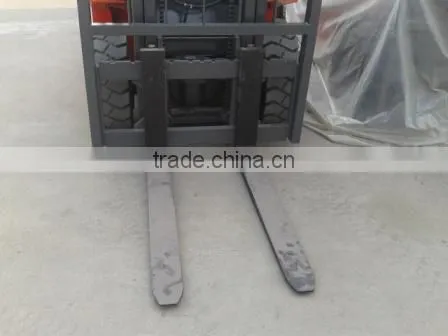 forklift 3 ton, diesel engine, tyre 28X9-15/6.5-10, lifting height 3m, fork 1070mm