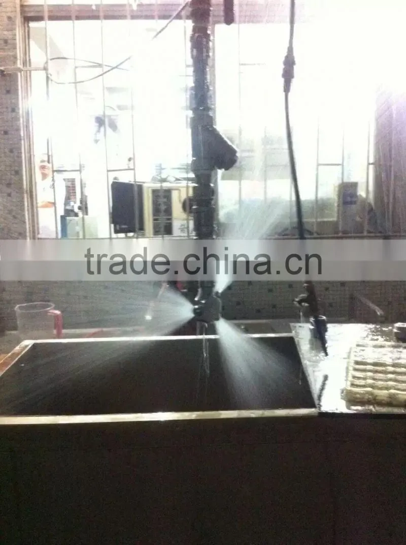 rotating water spray nozzle