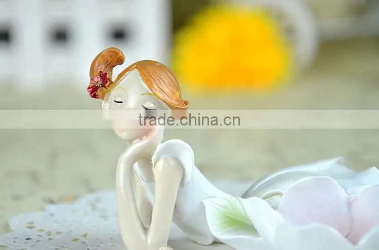 Resin Angel Candlestick,Beautiful Resin Fairy decoration,Handicraft Candle Holders Wedding Gifts Home Decor Furnishing Articles