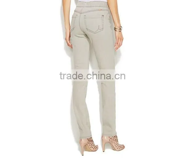 Unconventional Stylish Pull up Denim Jeggings