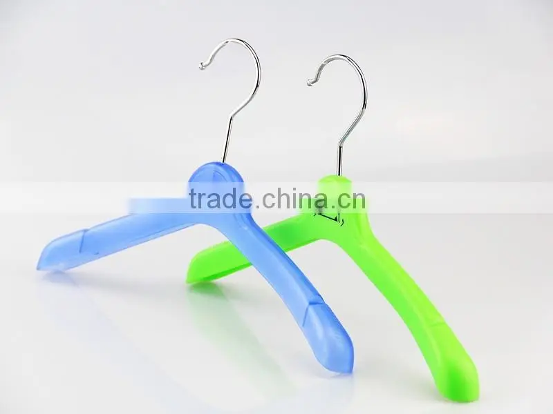 IMY-502 green plastic childrens hanger customized