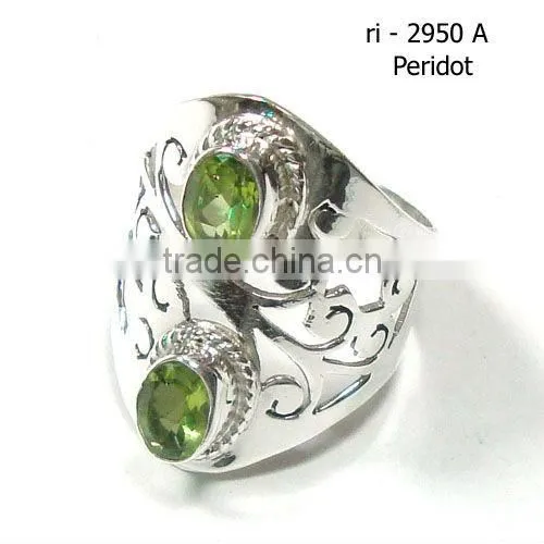 .925 Sterling Silver Faceted Semi Precious Citirne Stone Ring
