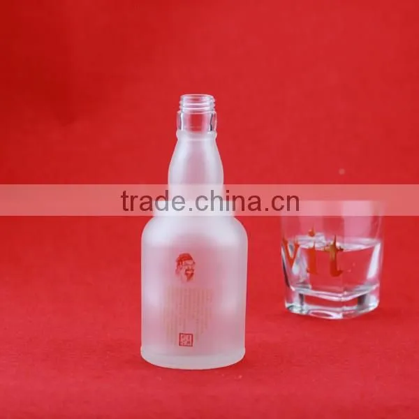 Hot sale cheap lovely frosted liquor bottles apples shape wine bottles crystalesd headef liquor bottle