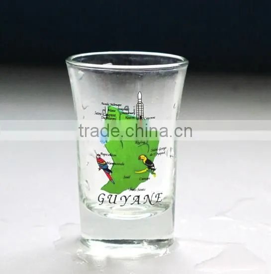 Cocktail dessert shot glass welcomed