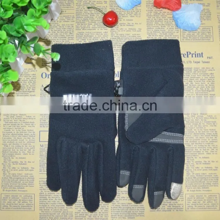 Glove for touch screen