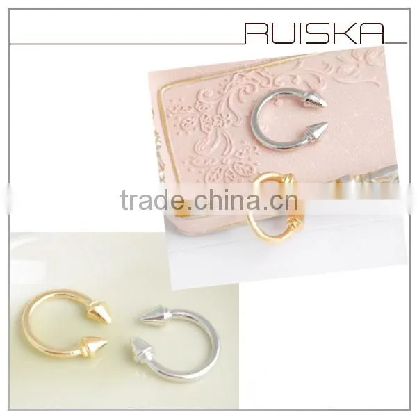 Little Giant Taper Shape With Crystal Finger Ring