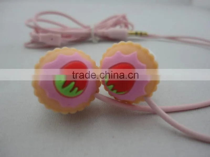 3D gift heart earphone