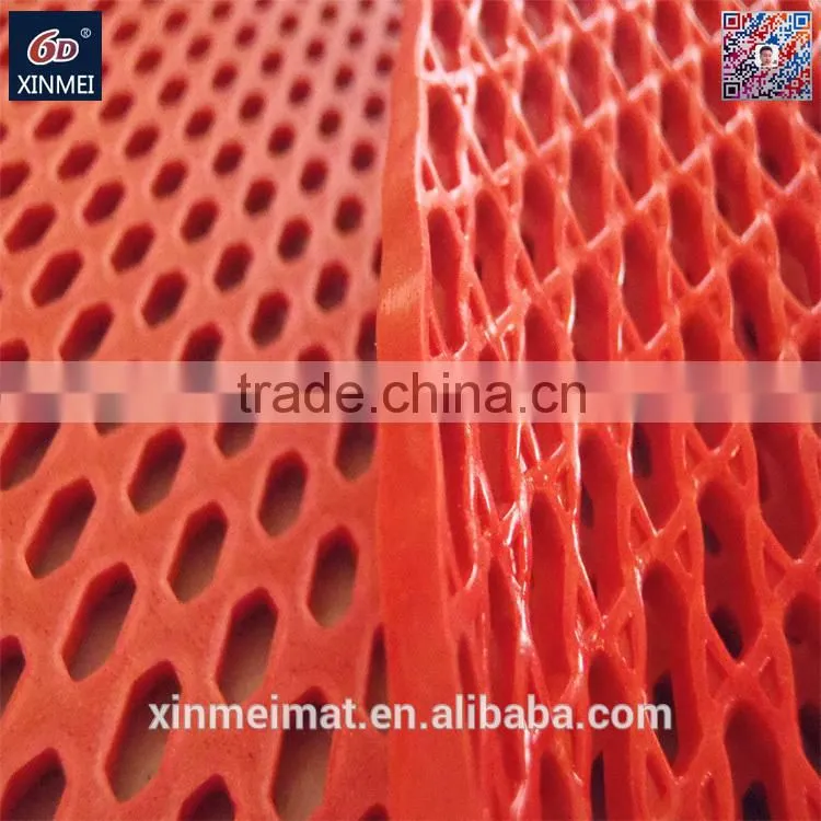 Waterproof hollow out anti slip pvc play mat
