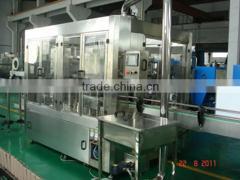 Auto Bottling Carbonation Drinking Filling Machine