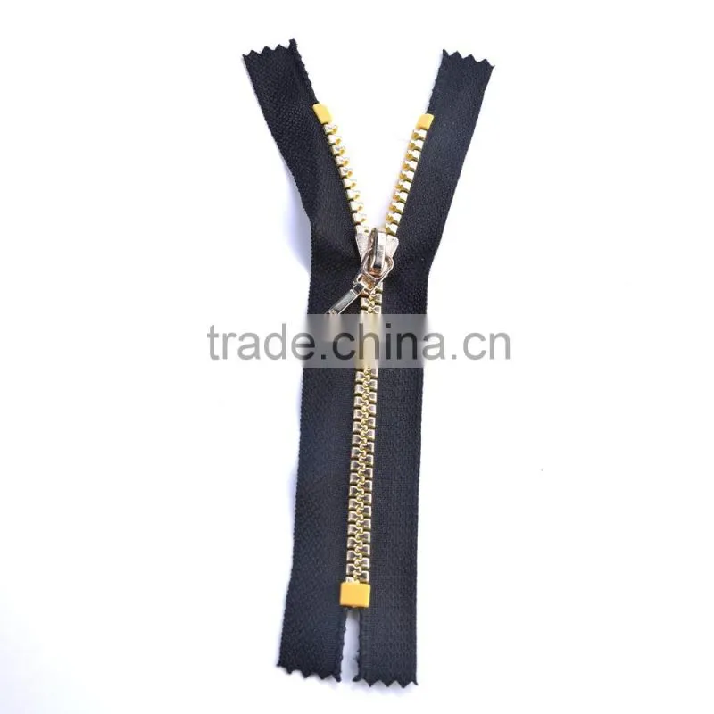 NO.5 PLASTIC/RESIN/VISLON ZIPPER WHOLESALE