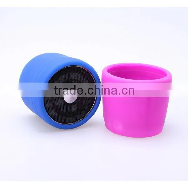 customized waterproof bluetooth speaker ,sucker silicone mini bluetooth speaker,wireless silicone bluetooth speaker