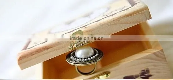 Bohemia Style Round Big White Pearl Antique Bronze Plated Ring