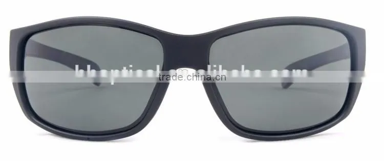 UV400 Sports Sunglasses with Anti-fog and Anti-scratch PC Lens