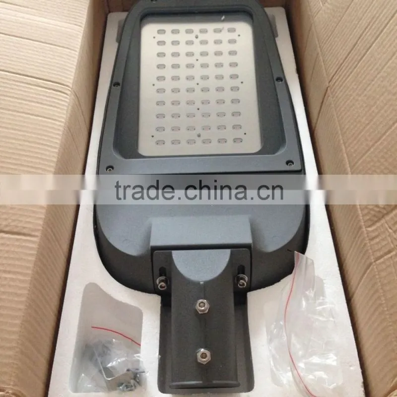 SMD3535 80W 120W Die casting aluminum LED road light fitting