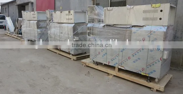 Automatic peanuts bar making machines