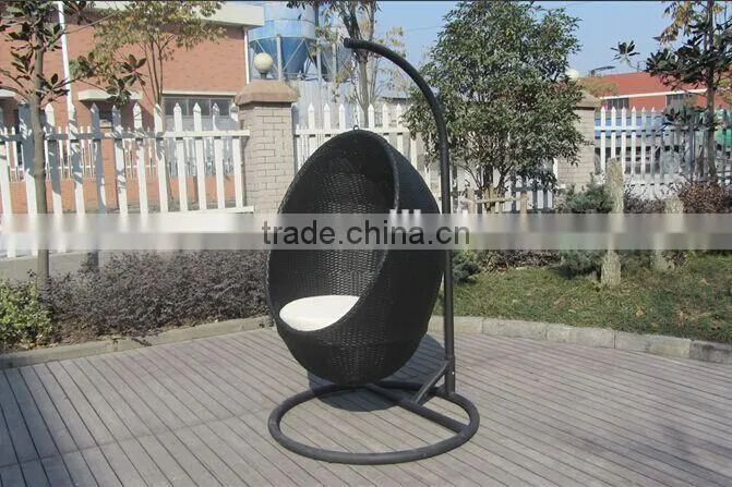 Patio Rattan Hanging Egg Chair & Stand