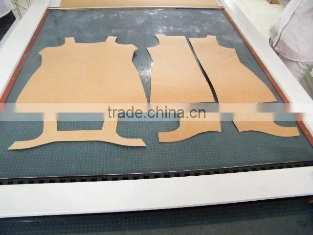 Rabbit 900*1200mm 2mm with creasing function cardboard flatbed cutter plotter