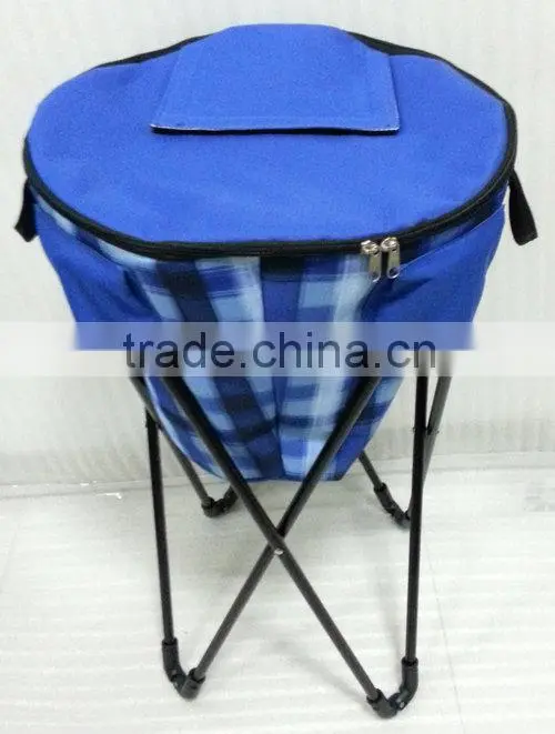 Foldable cooler bag with stand in Blue checker