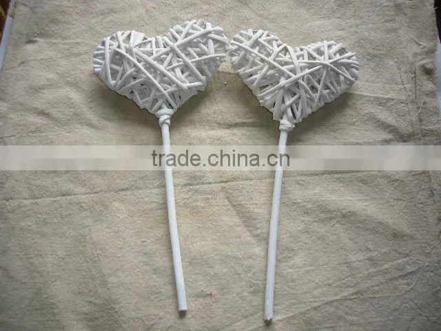 decoration heart willow baskets