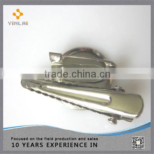Safety pin with clip