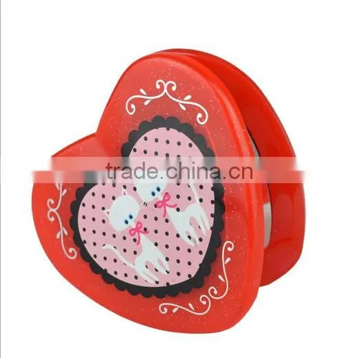 Factory directly heart shape plastic folding pocket mirror
