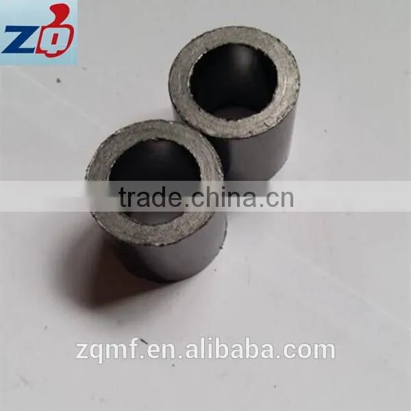 Double jacket graphite gasket with tanged tinplate inserted