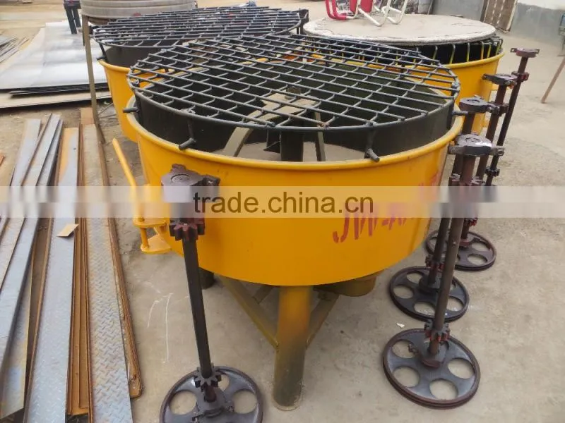 small hydraulic brick making machine, automatic QT3-15 brick machine