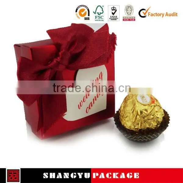 specialty paper chocolate box with compartments