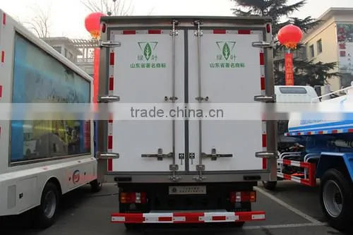 CNHTC HOWO white 4x2 Euro 4 refrigerator truck for frozen food