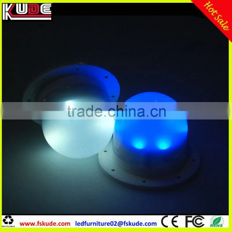Multi colors changing battery powered led light base with IR remote control