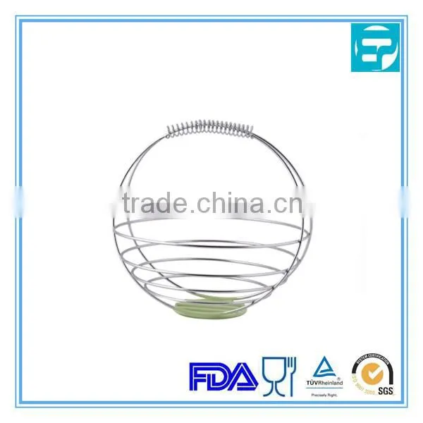 Hanging stainless steel wire basket