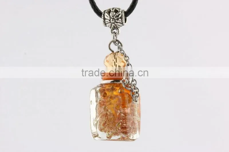 Glow in dark Square shape Essential Oil Diffuser Perfume Bottle Pendant Aromatherapy Essential Oil Pendant Jewelry