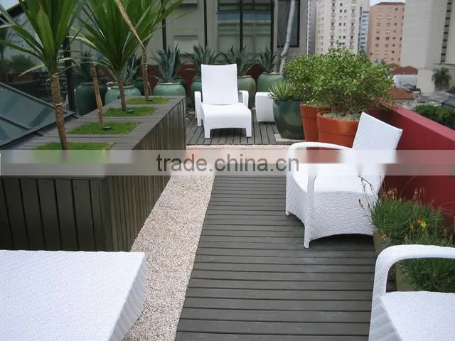 China Metal stainless steel decking Clips Fasteners for WPC decking floor
