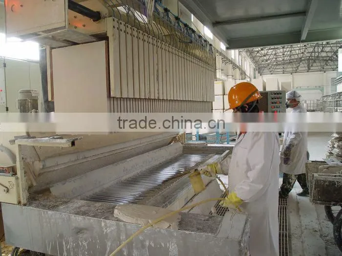 Gypsum block making machine
