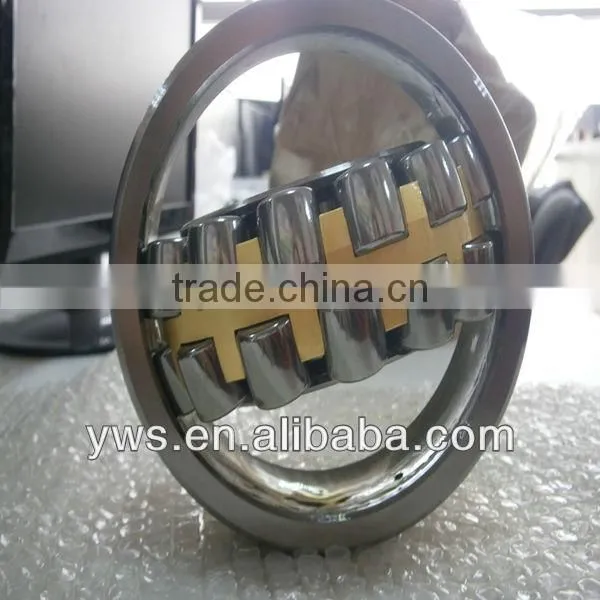 190*400*132mm Spherical roller Bearing 22338CC/W33