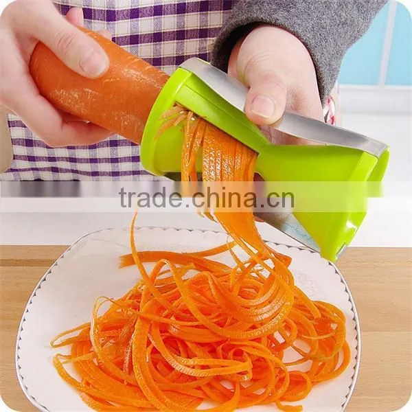 Spiral vegetable slicer