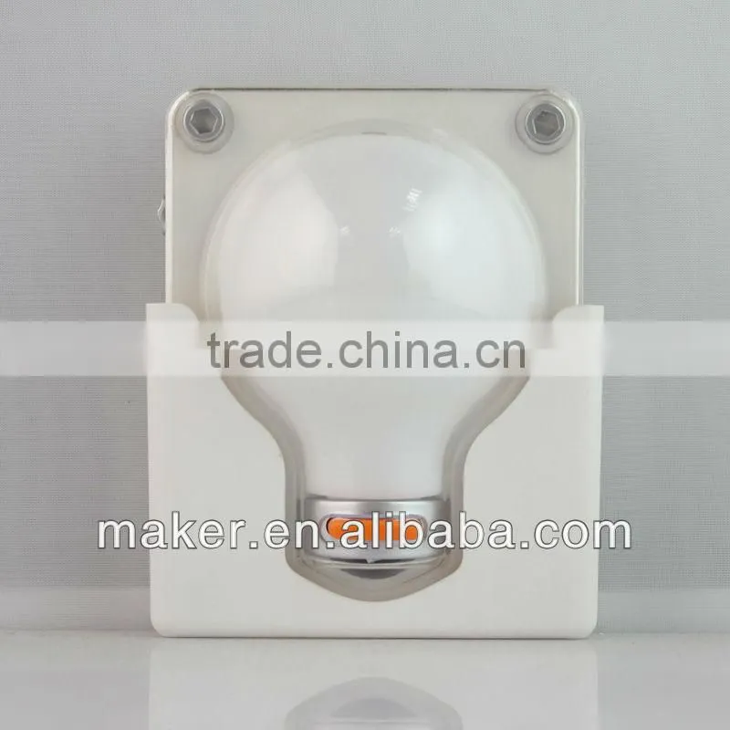 NWL WP1025 Bulb Shape 4 LED Closet Night Light