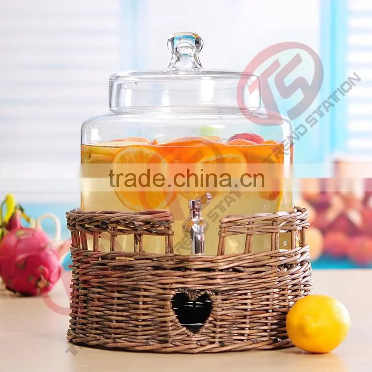 Wholesale glass beverage dispenser with willow base