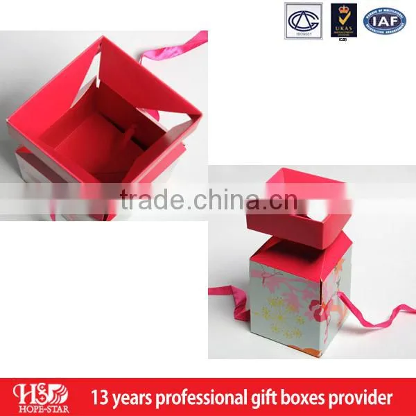 Luxury 2015 folding box with ribbon gift packaging