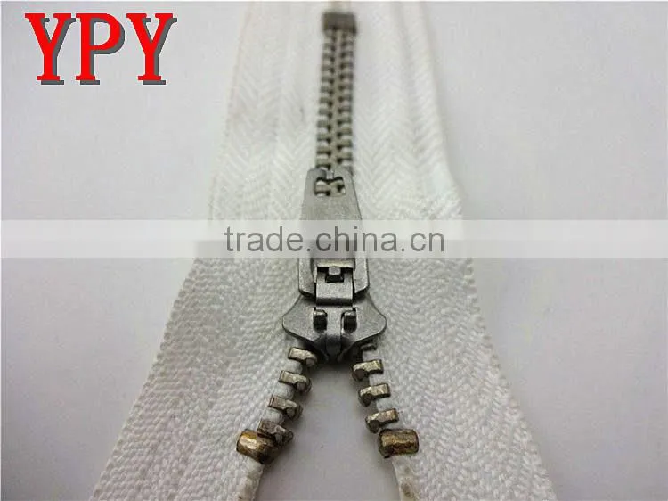 Y Teeth zipper